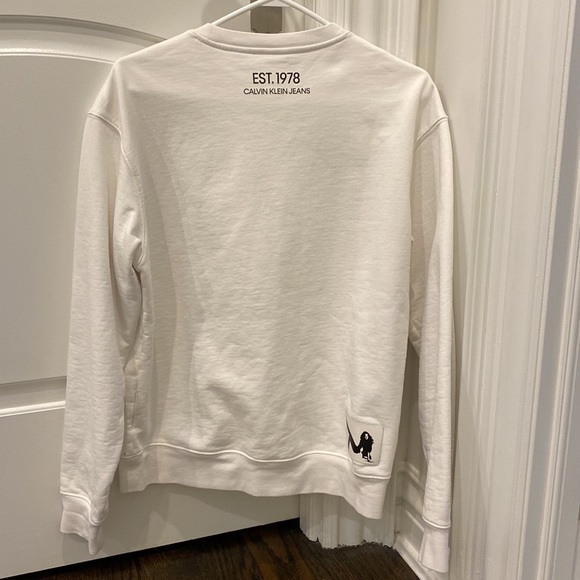 White Calvin Klein Crewneck - Picture 2 of 4